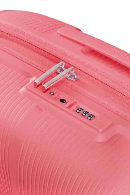 American Tourister Starvibe Spinner Expandable TSA 67cm