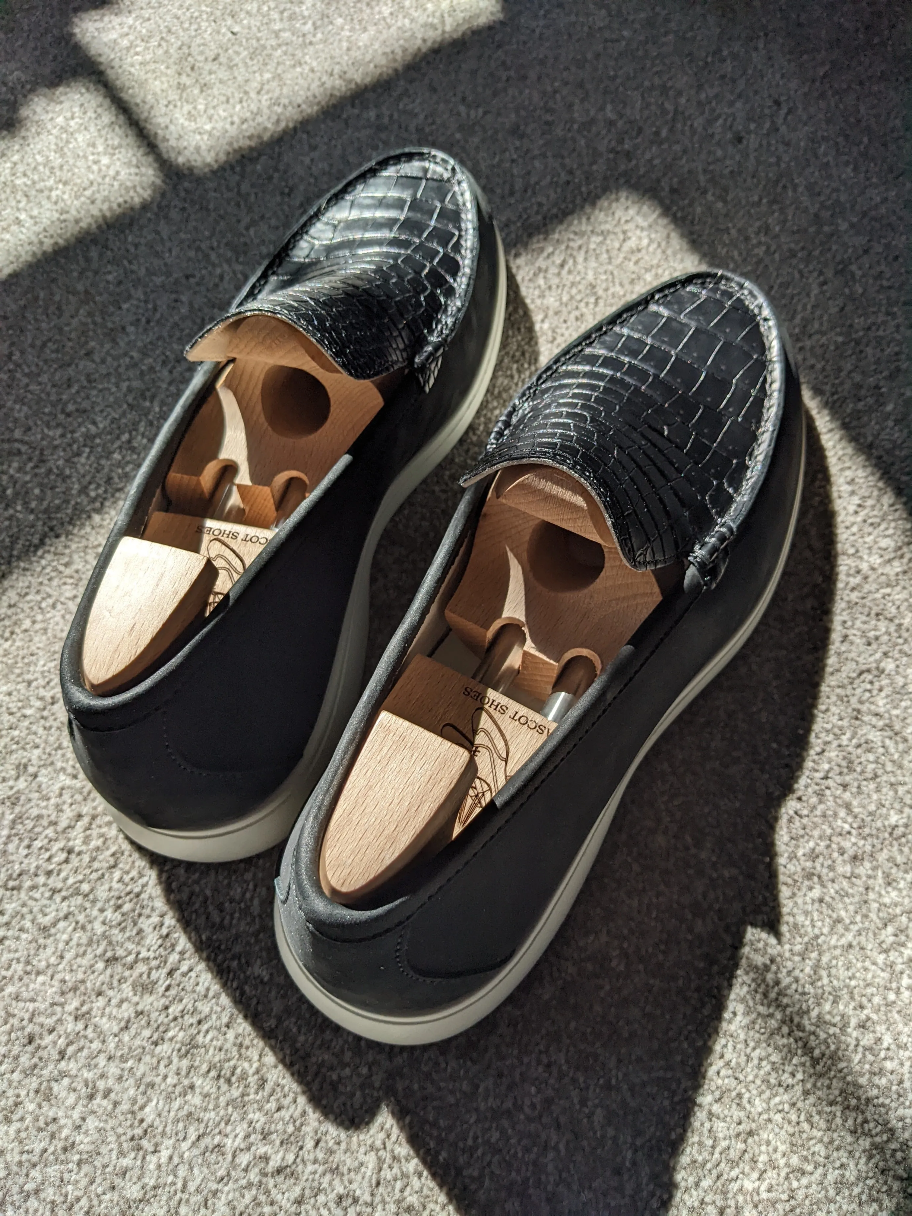 Ascot Cannes - Black Crocodile & Suede