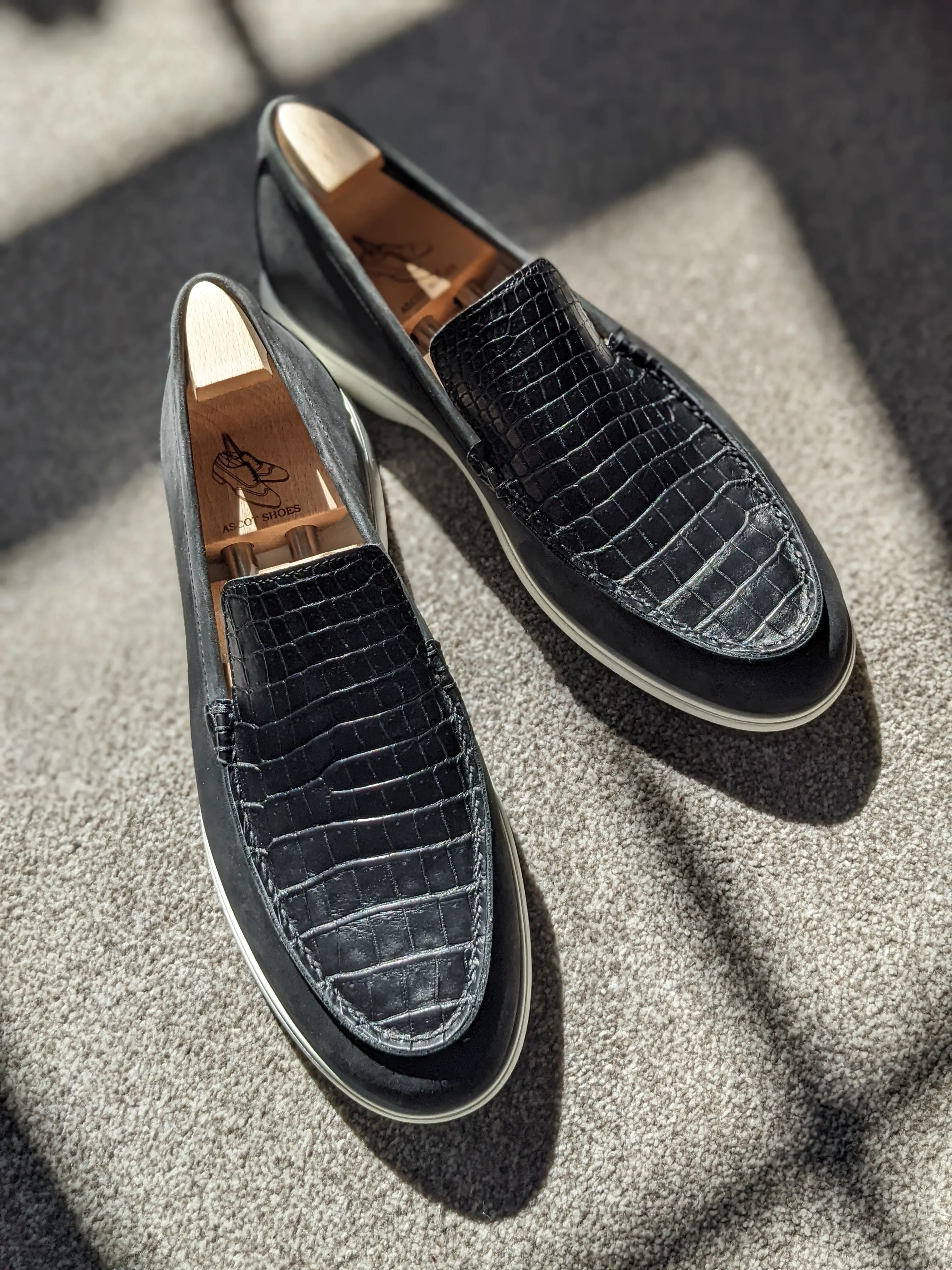 Ascot Cannes - Black Crocodile & Suede