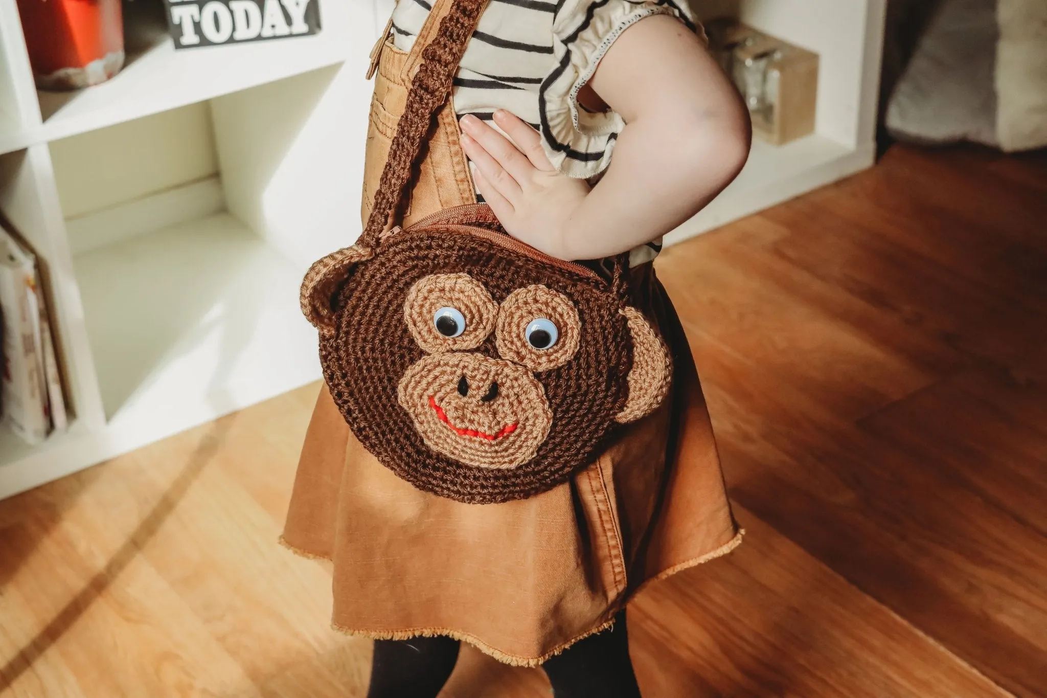 Baby Gorilla Purse Crochet Kit