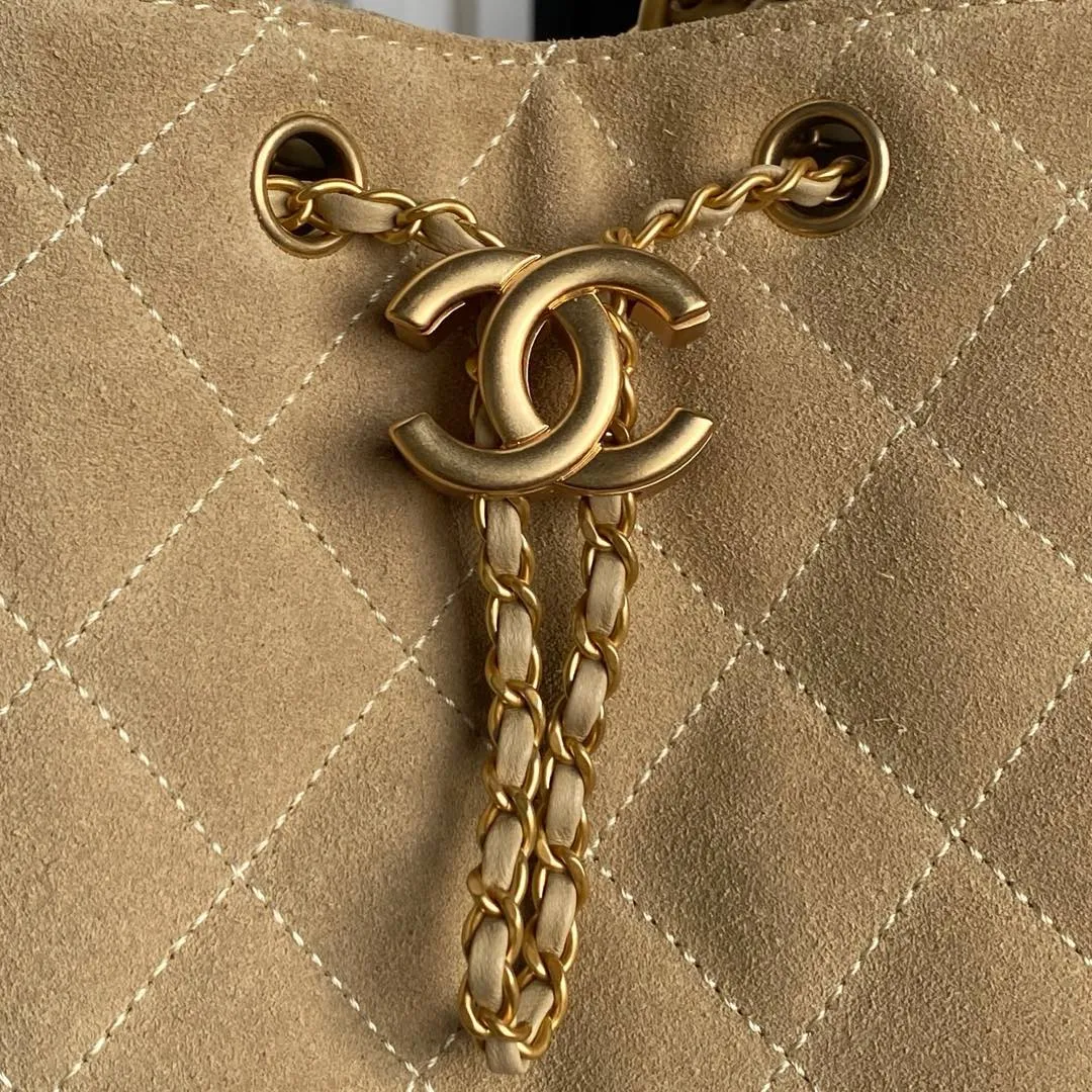 CC 25C Hobo Bag 40cm Beige Suede