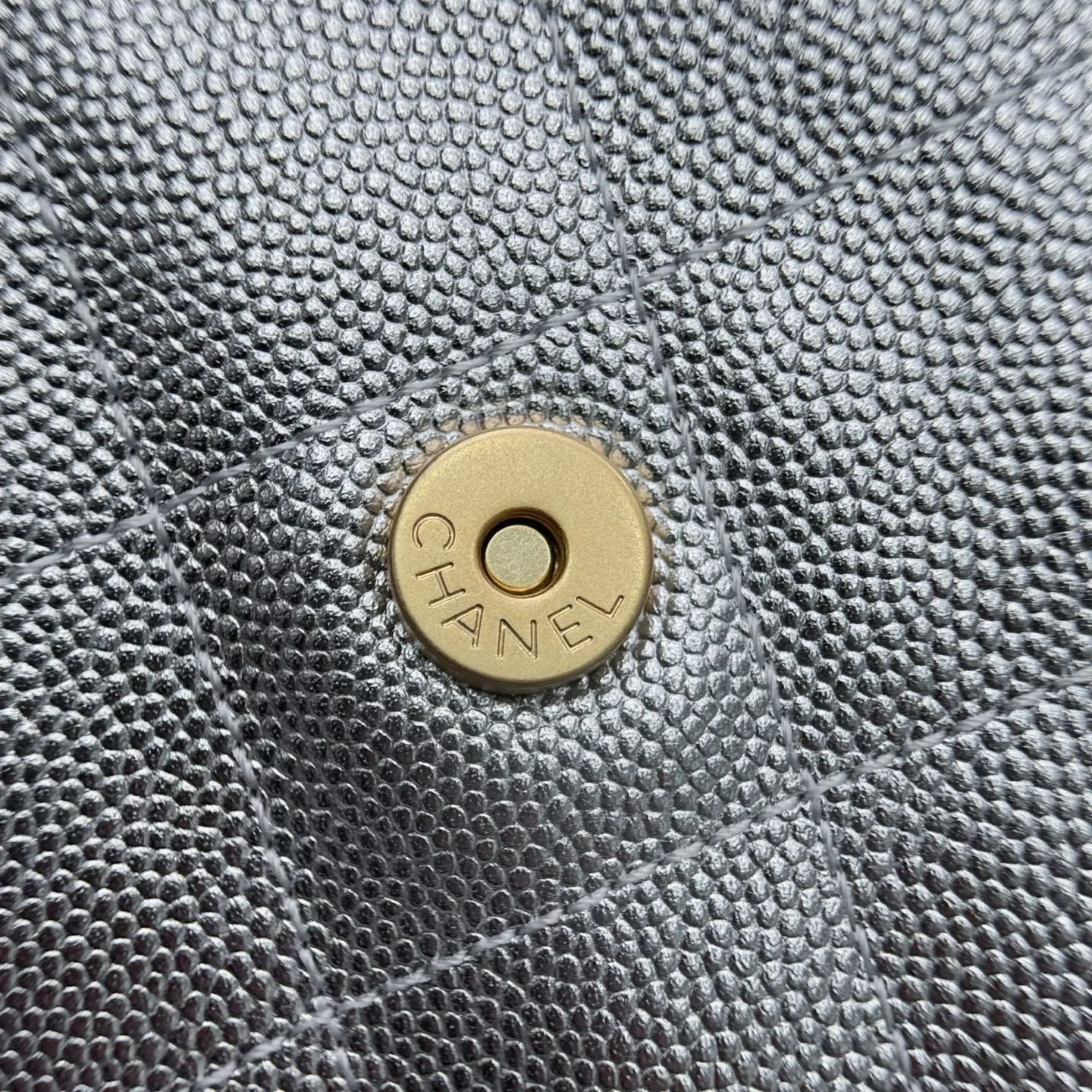 Chanel 25C Medium Hobo Travel Bag