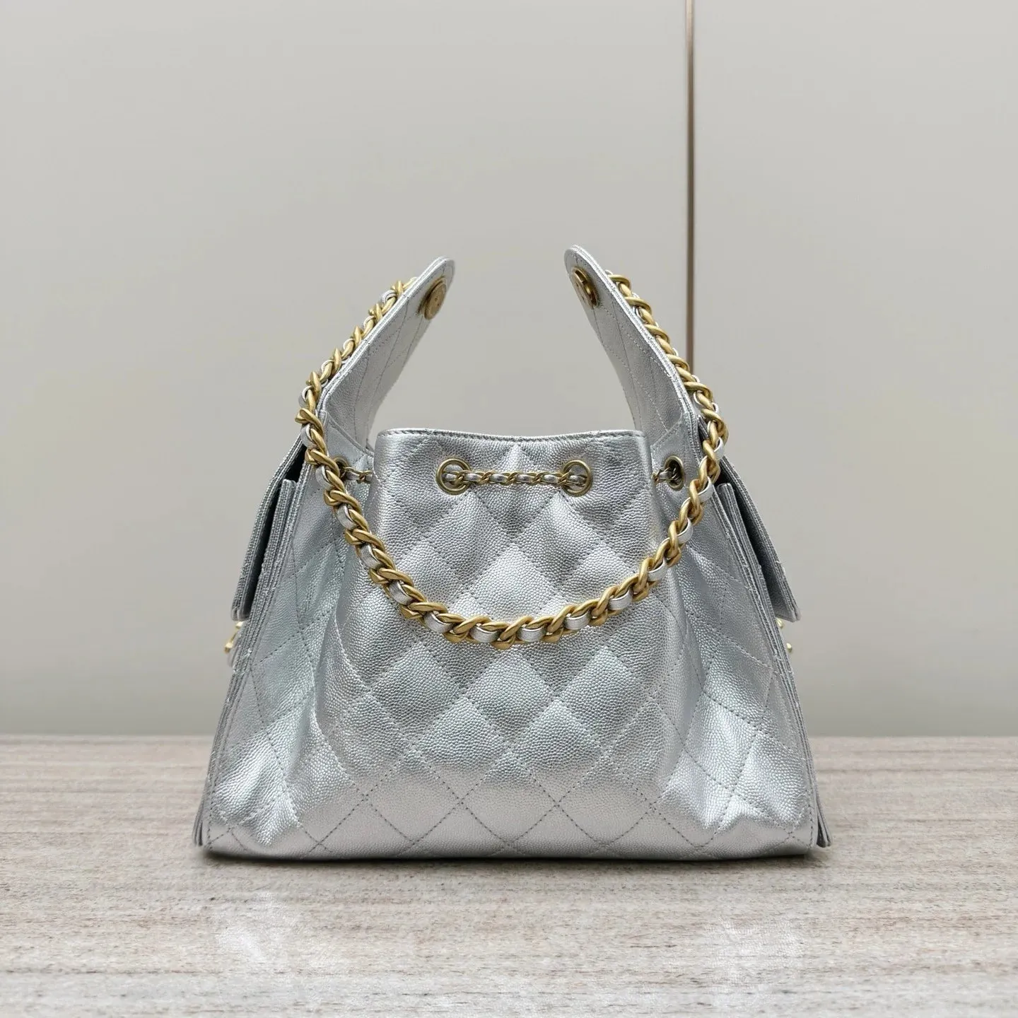 Chanel 25C Medium Hobo Travel Bag