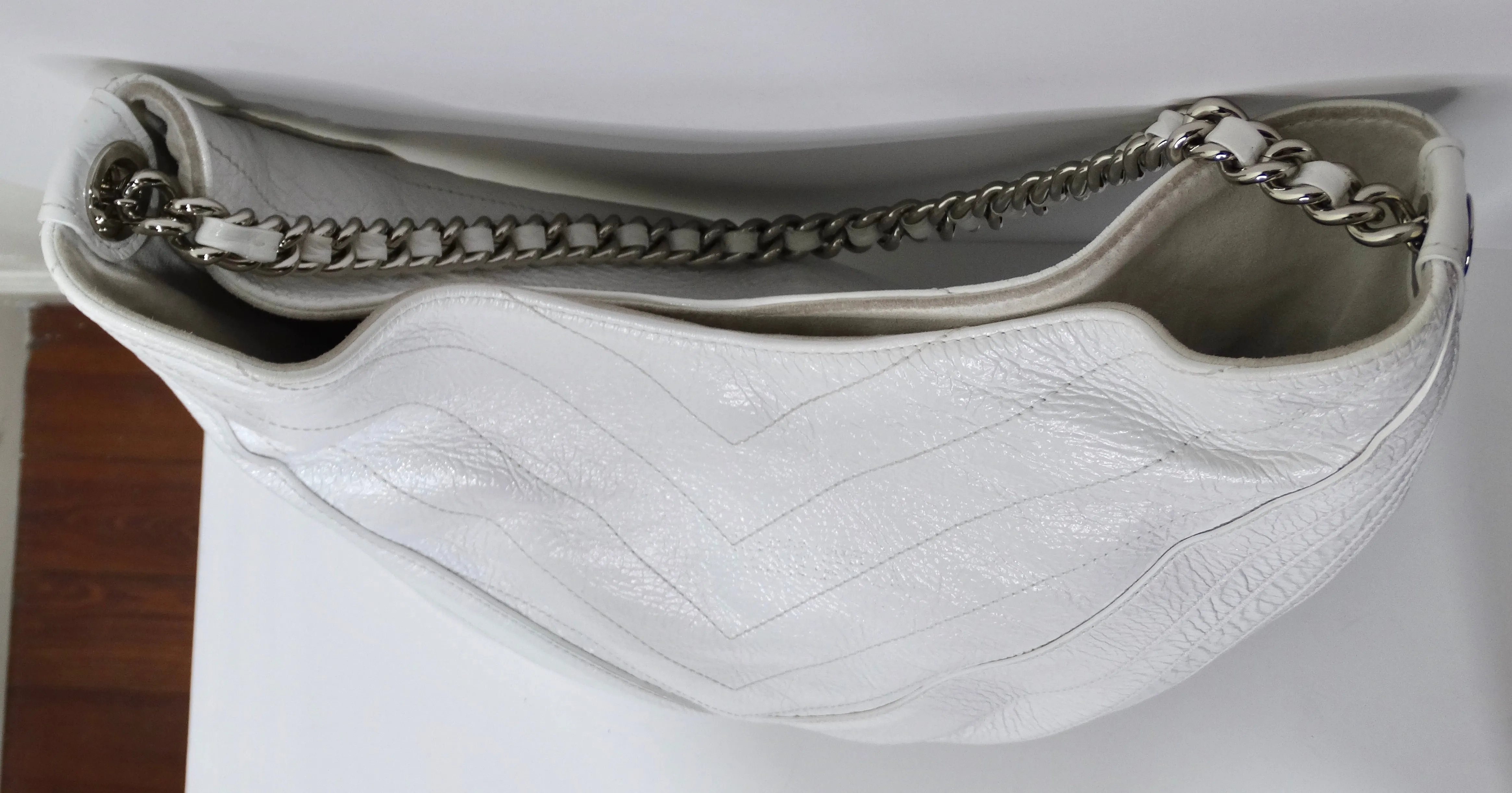 Chanel Crumpled White Patent Droplet Hobo Shoulder Bag