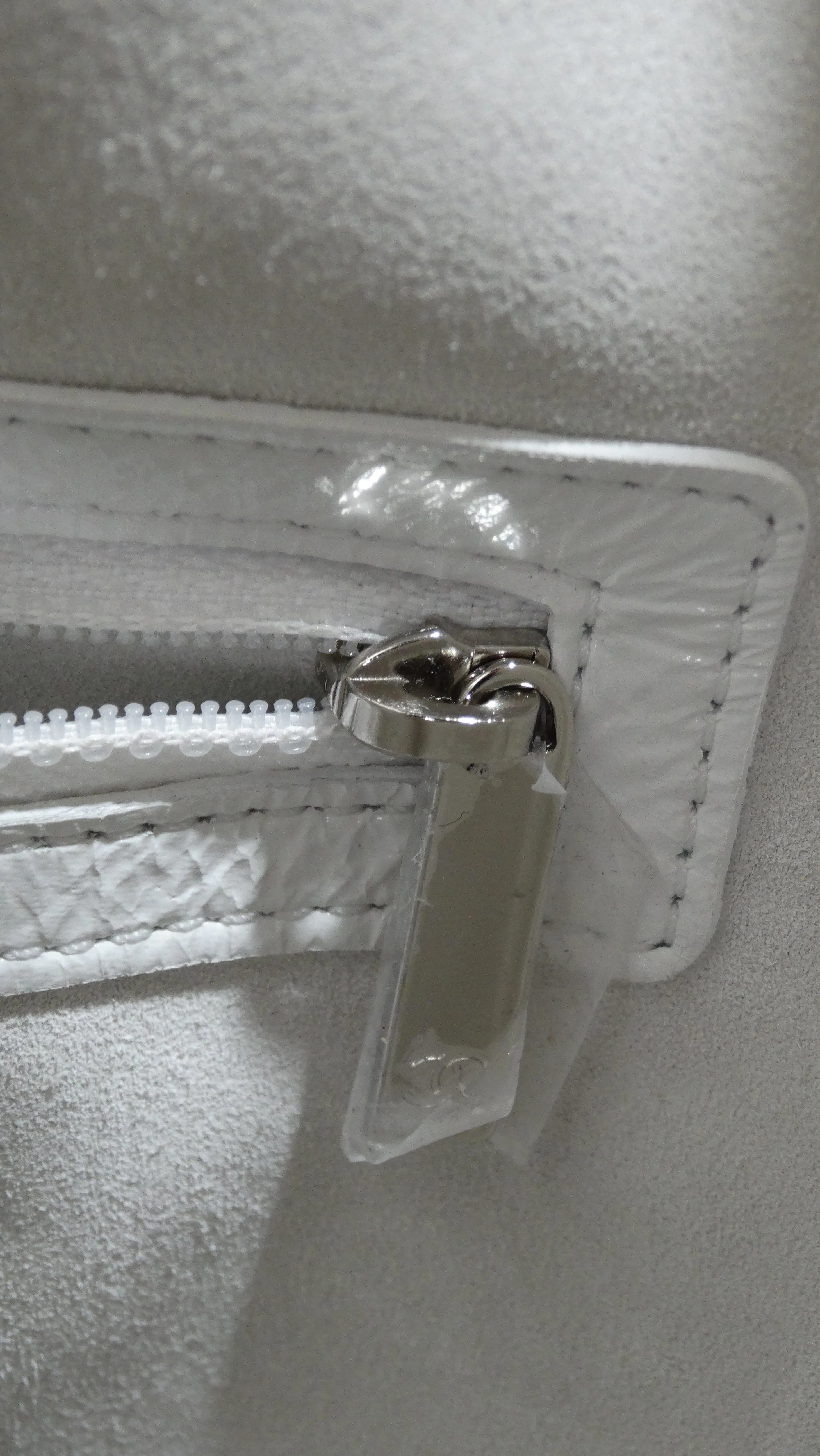 Chanel Crumpled White Patent Droplet Hobo Shoulder Bag