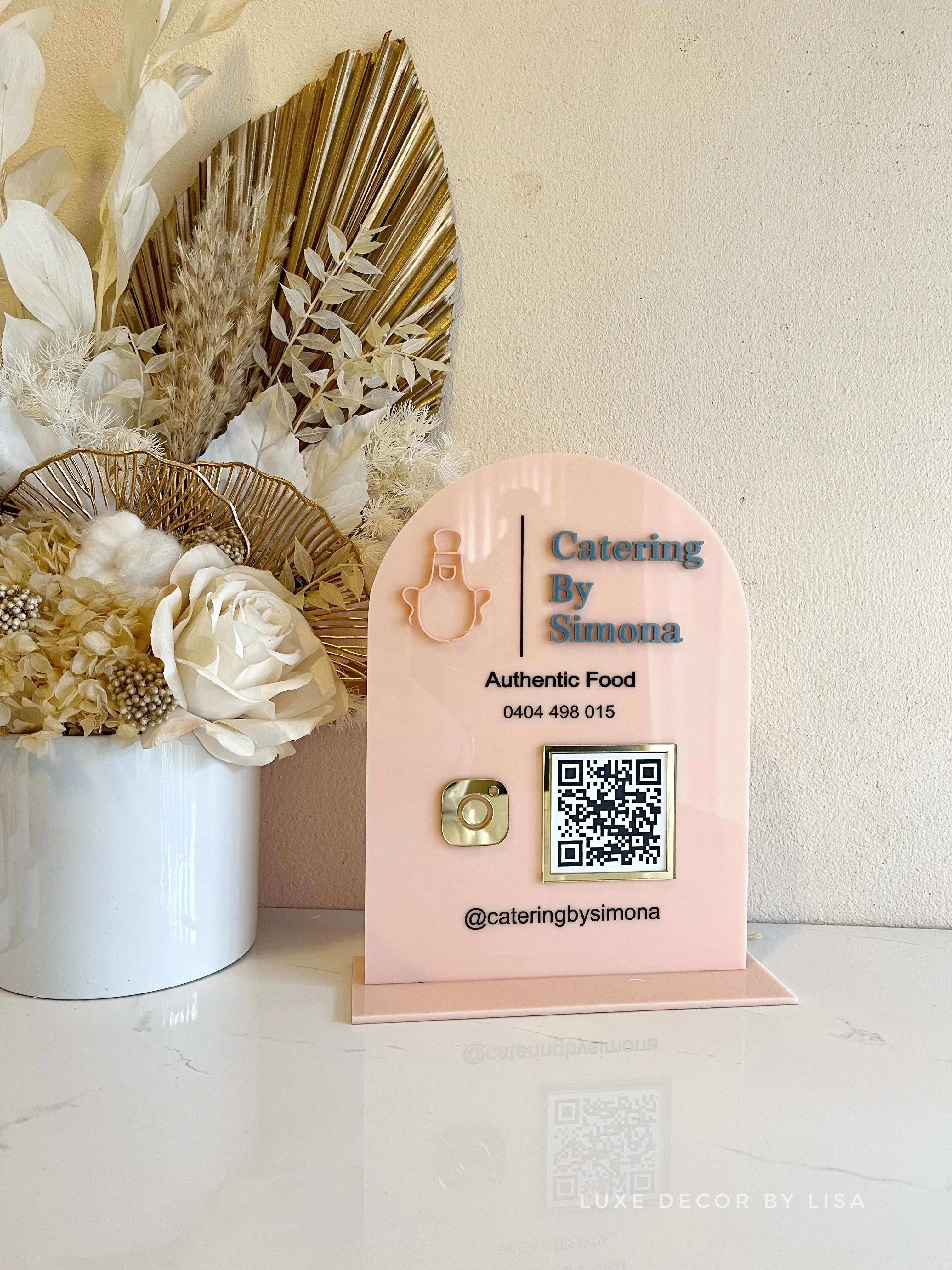 Custom QR Code Social   Logo Sign