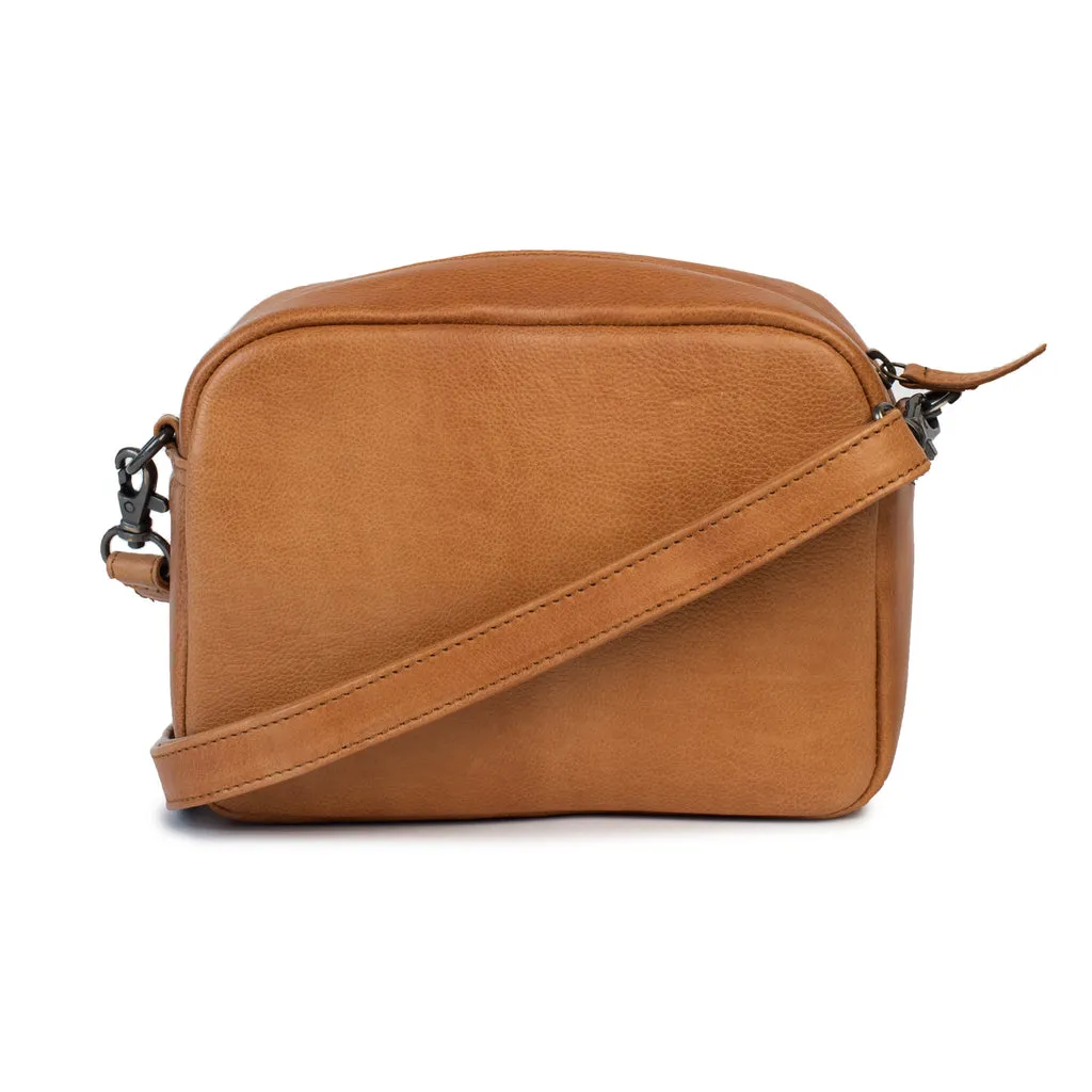 Dusky Robin Head in The Clouds Bag