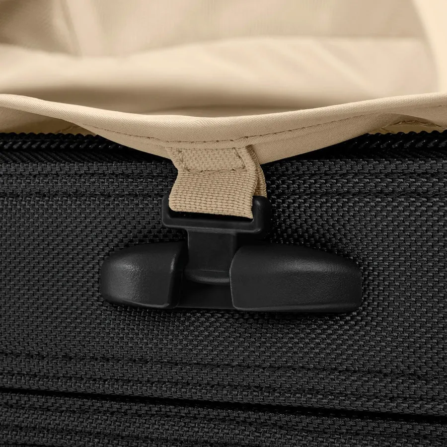 Essential 22" Carry-On Expandable Spinner