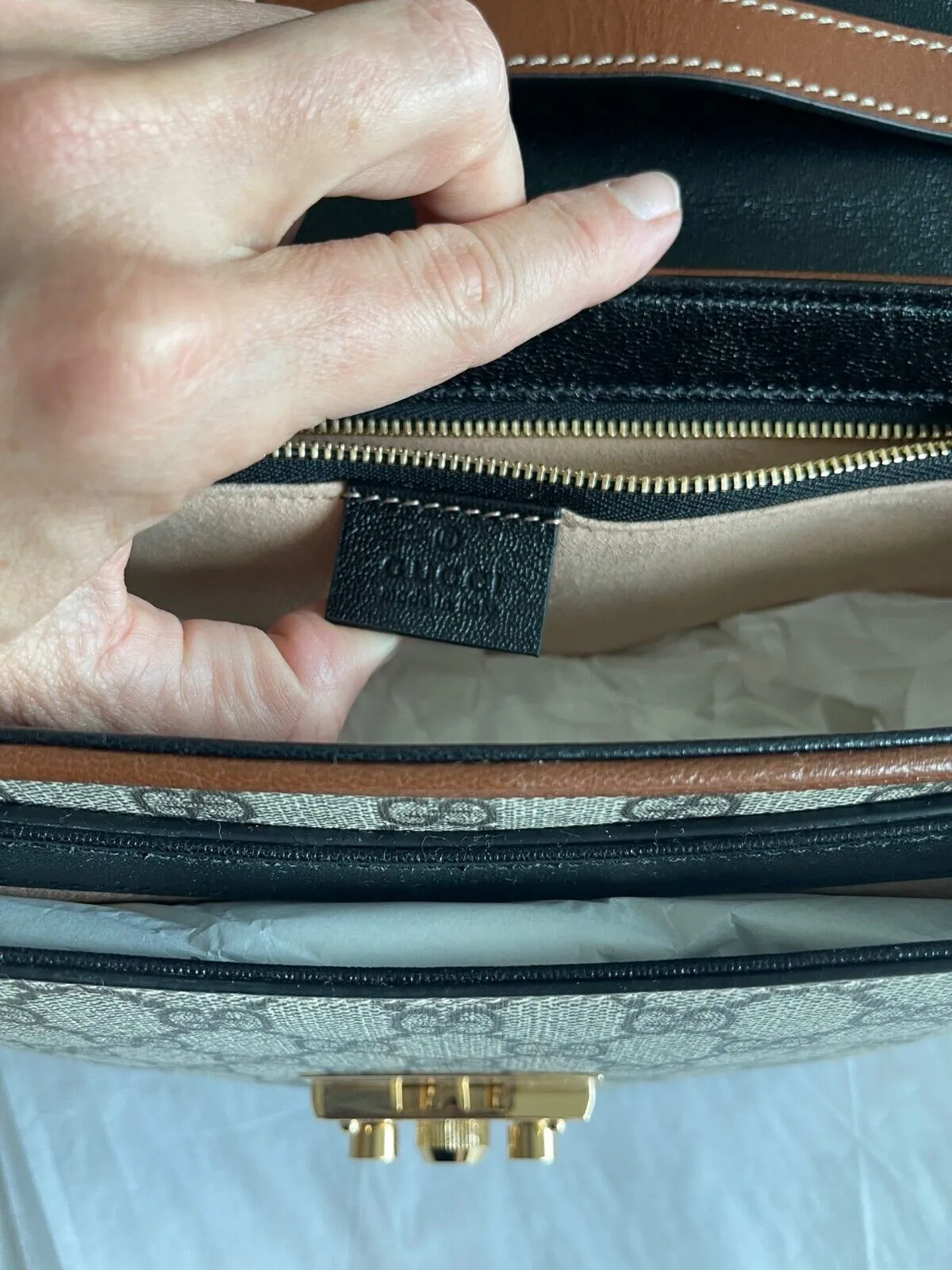 Gucci Tri Color Supreme Shoulder Bag Leather Handbag Gold Black Brown Purse NEW