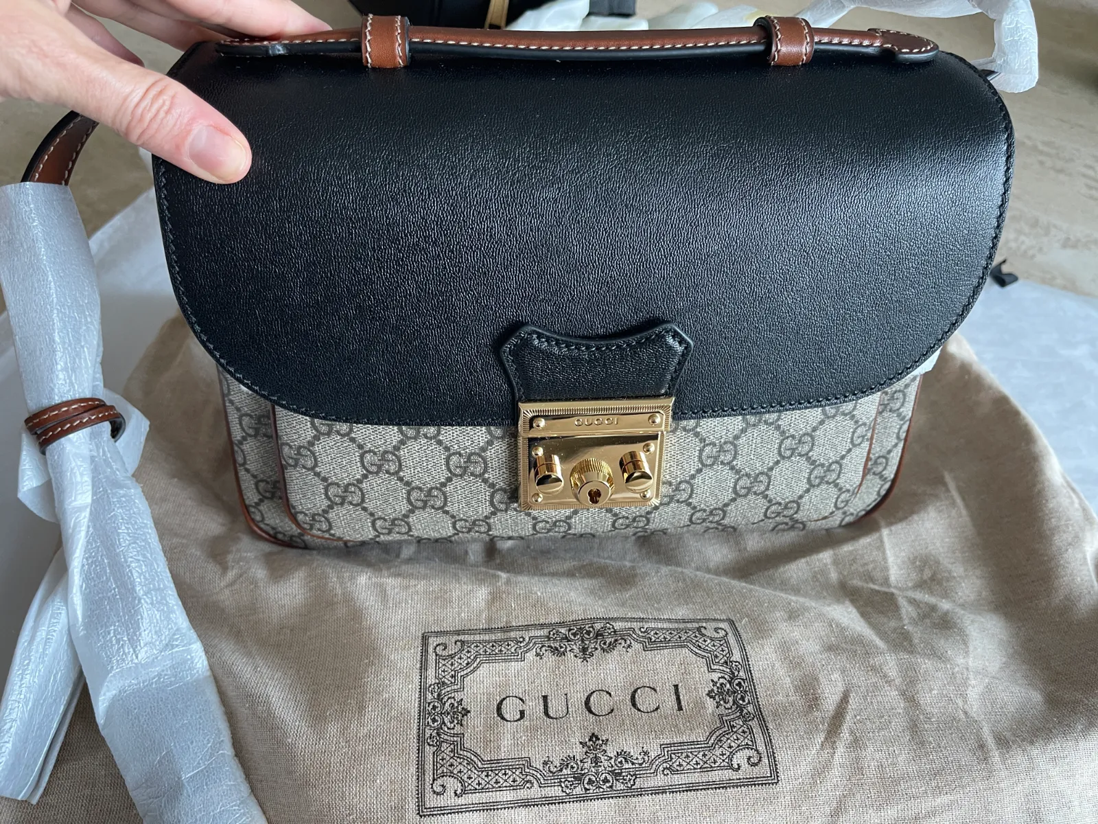 Gucci Tri Color Supreme Shoulder Bag Leather Handbag Gold Black Brown Purse NEW
