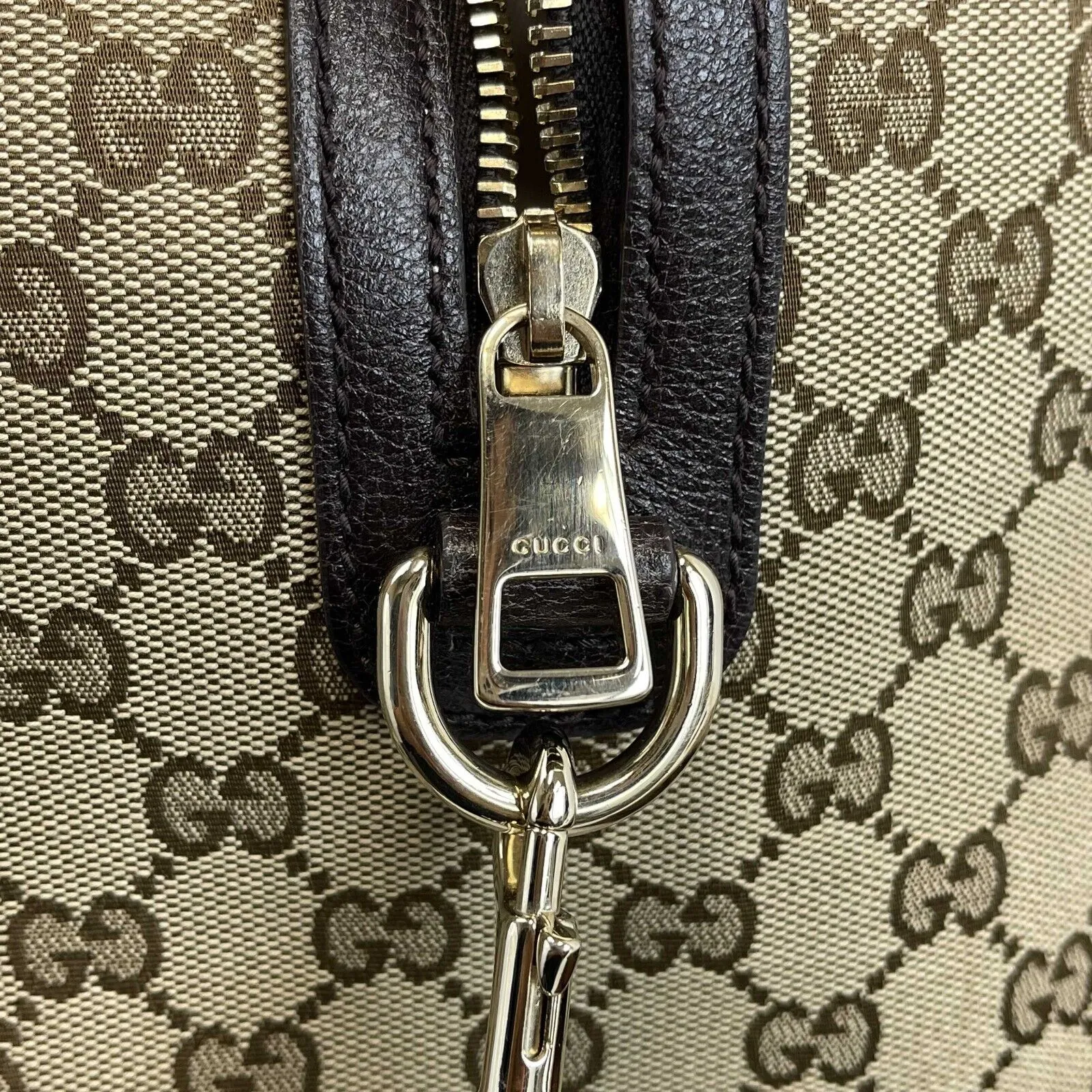 Gucci - Vintage Bee Web Boston Bag GG Canvas Medium Top Handle w/ Shoulder Strap