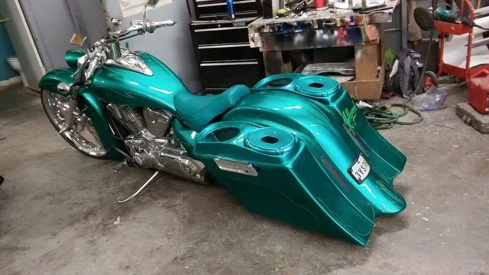 Honda VTX 1800 / 1300 6" Extended Stretched BOLT ON Out & Down Bags   Rear Fender   Rails Dual Cut Out