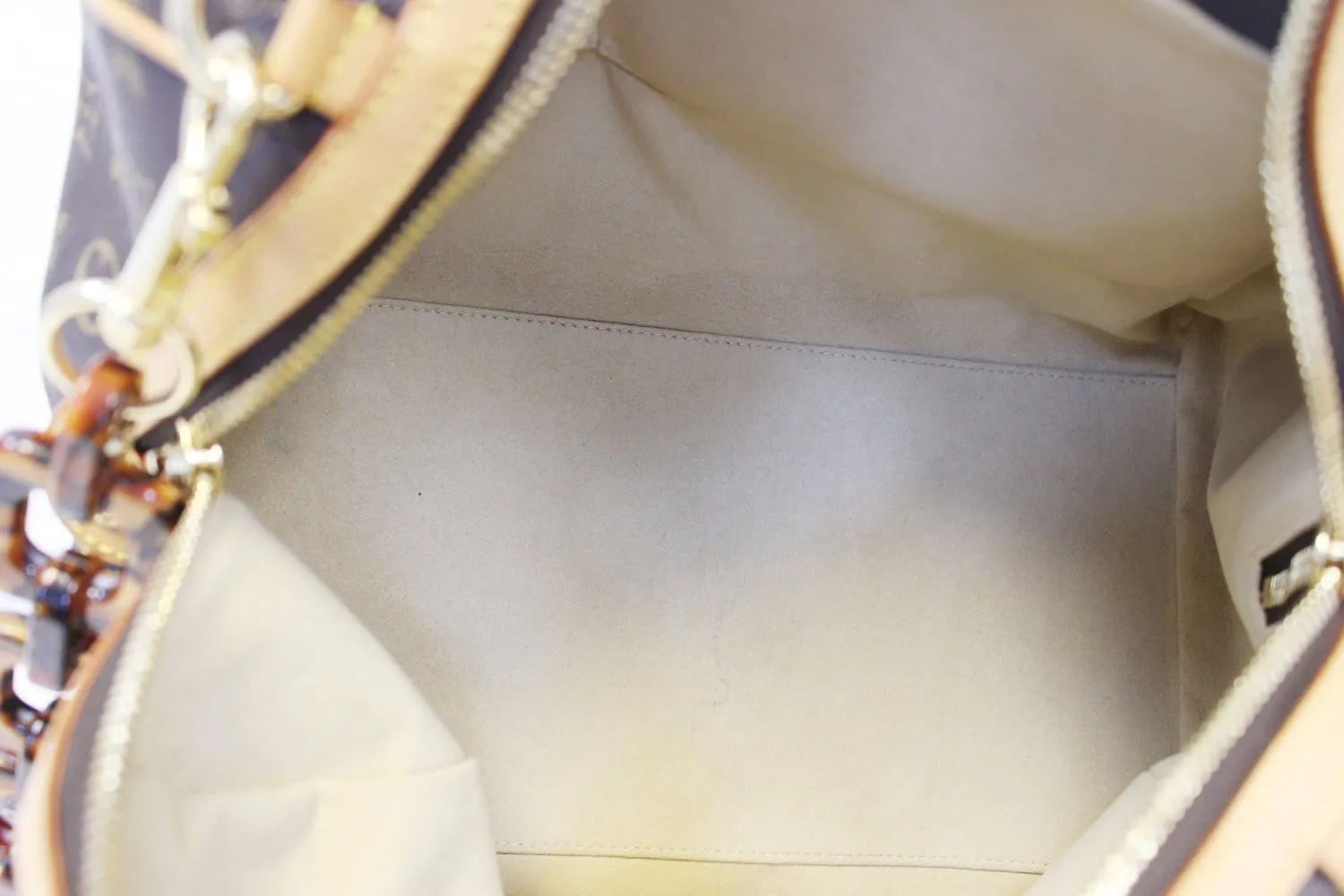LOUIS VUITTON Monogram Canvas Stephen Shoulder Bag Limited Edition - Sale
