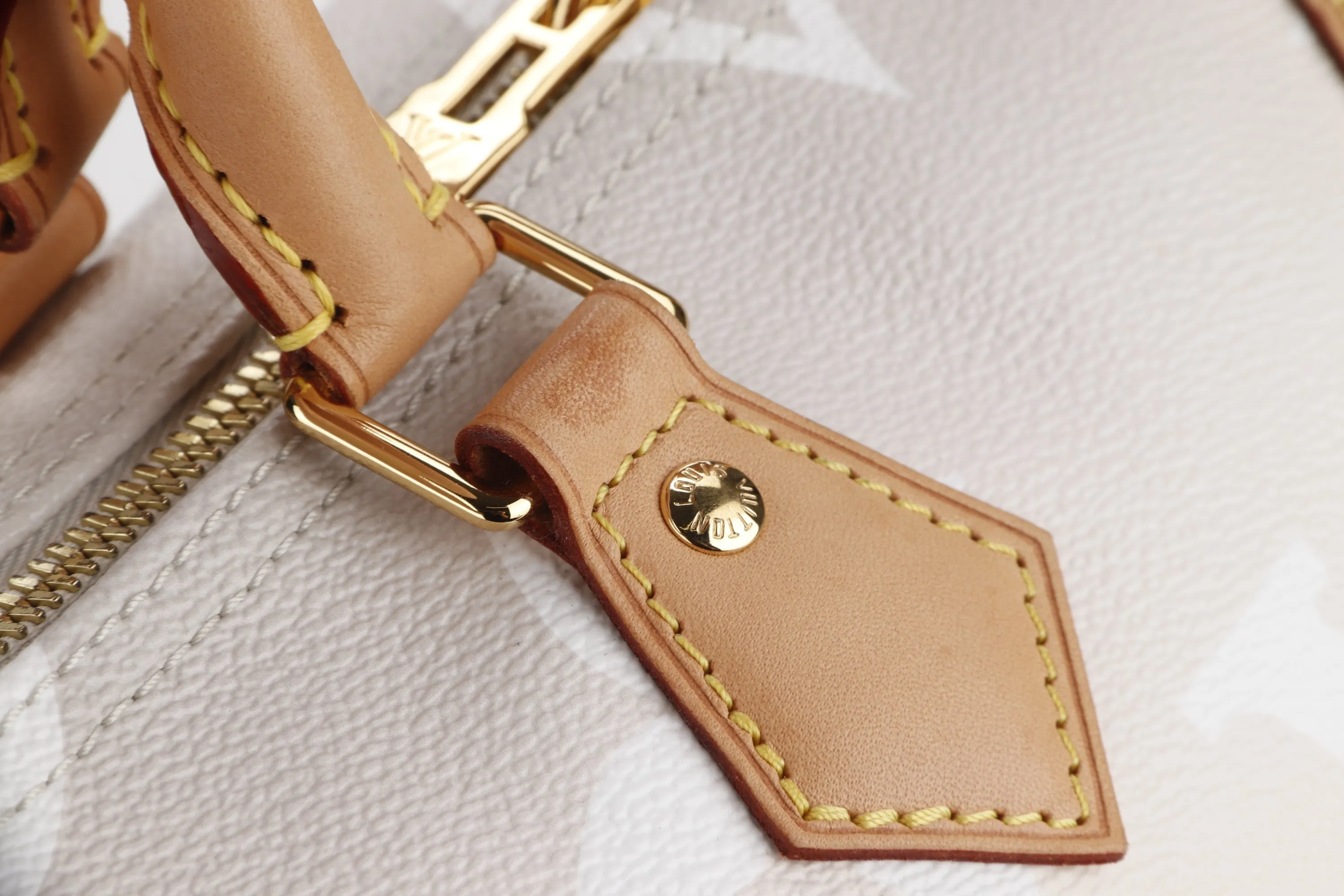 LOUIS VUITTON SPEEDY BANDOULIERE 25 (M45722) MONOGRAM GIANT GRADIENT, WITH STRAP, CHARM, LOCK, KEYS & DUST COVER