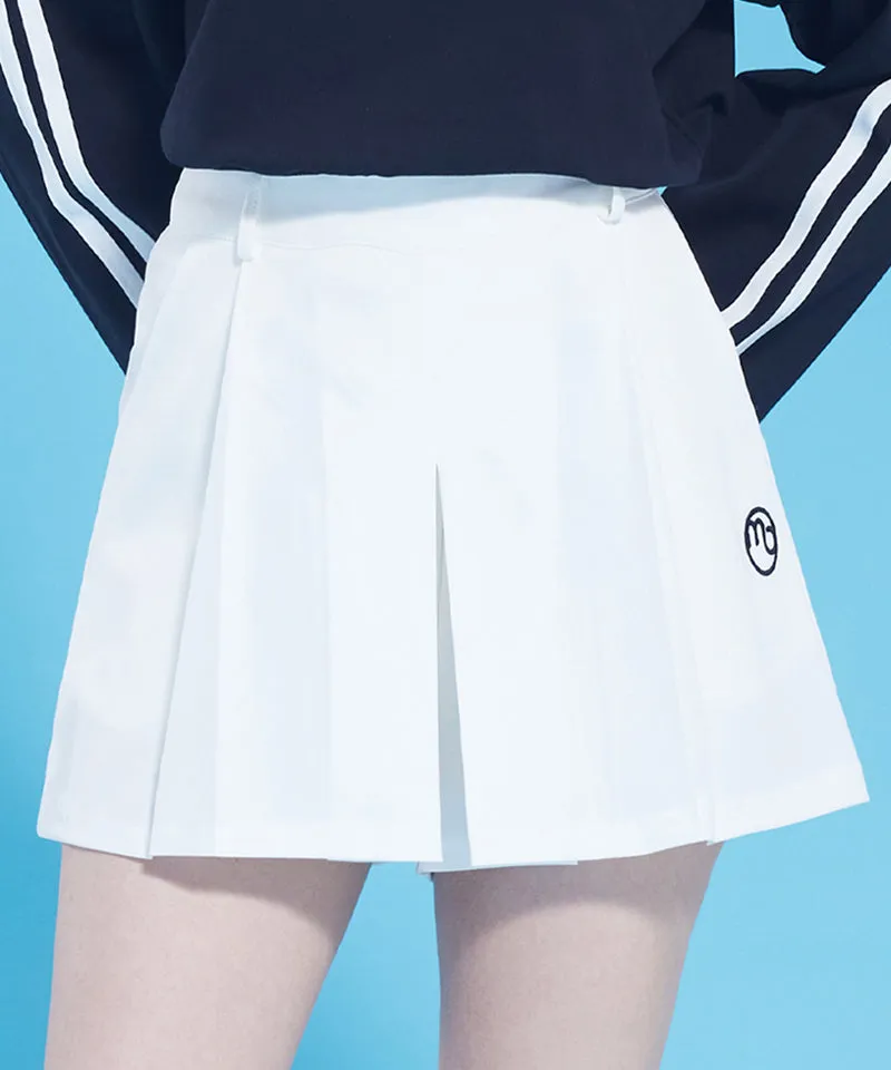 MACKY Golf: Wavy Short Pants - White