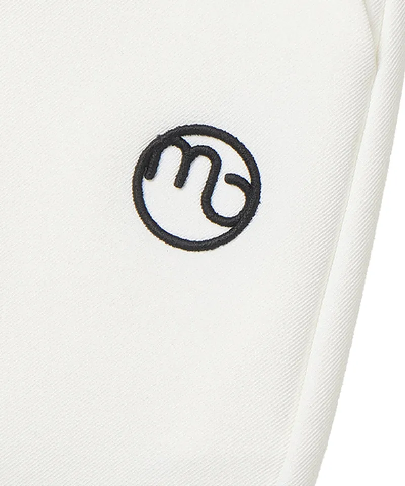 MACKY Golf: Wavy Short Pants - White