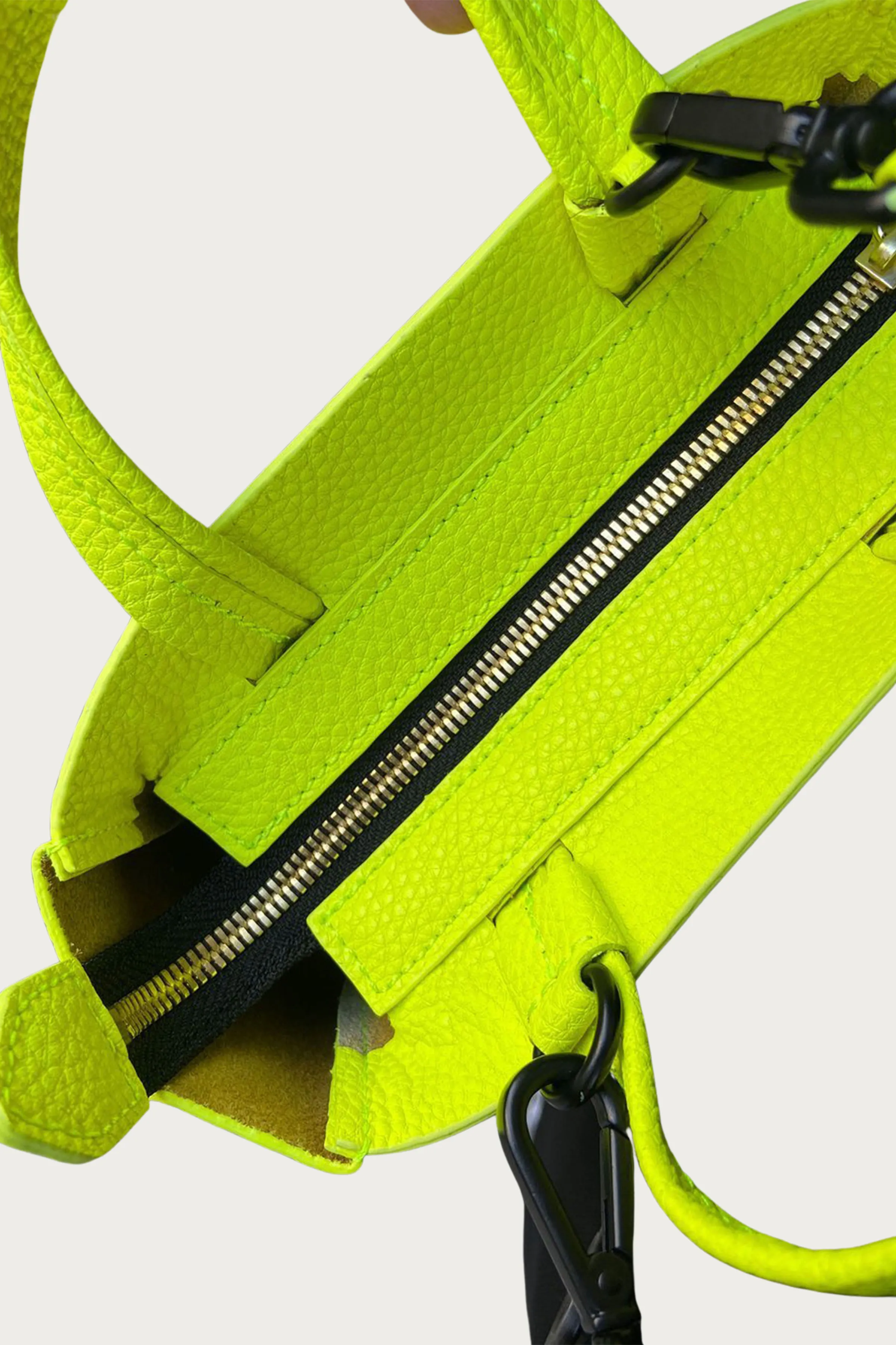 MICRO-TOTE