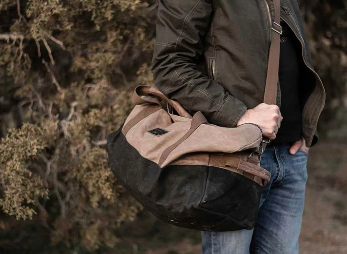 Neelum Duffle Bag