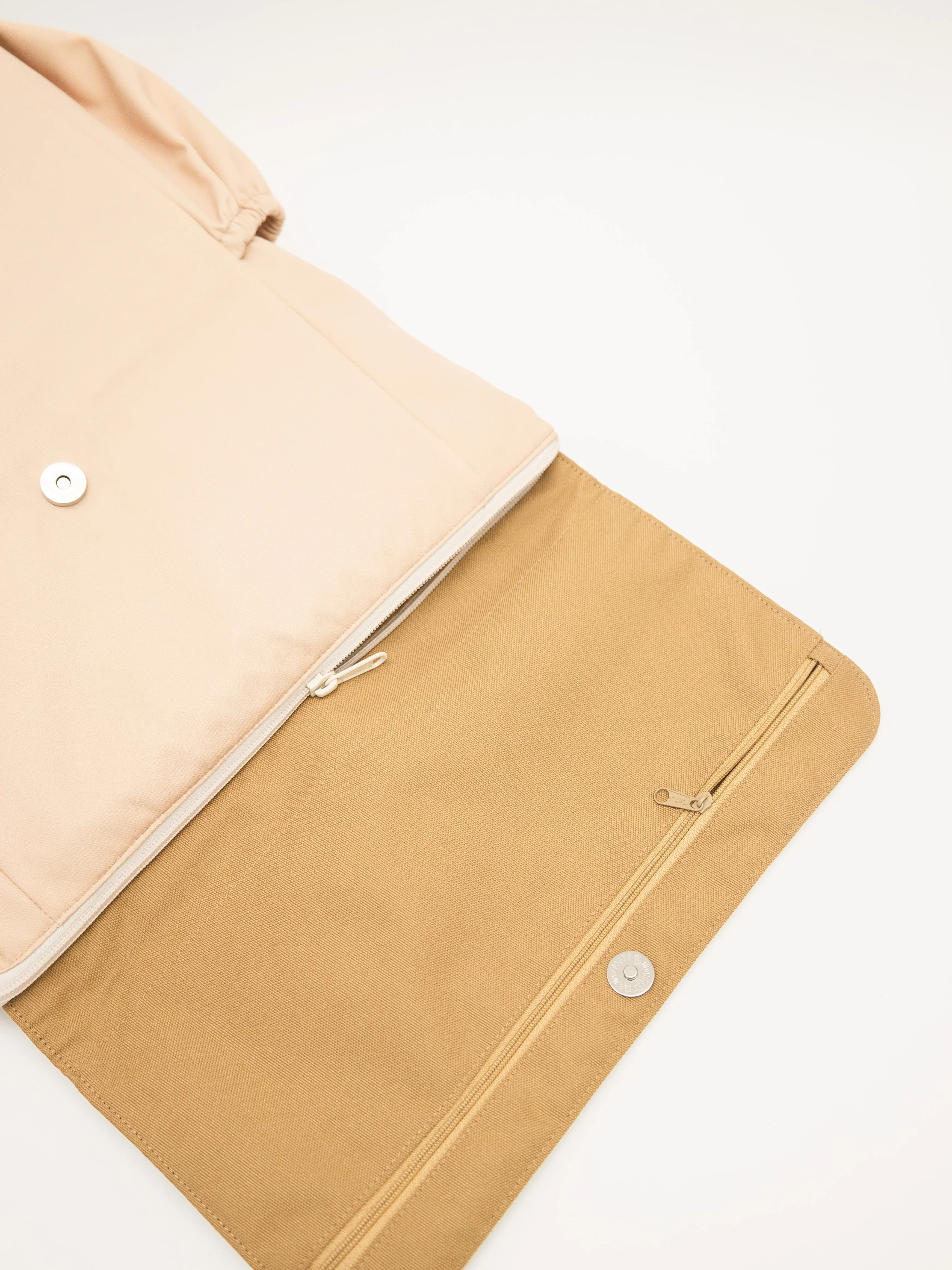 {{Premium}} Lace Beige Utility 4-Way Washable Bag 2.0