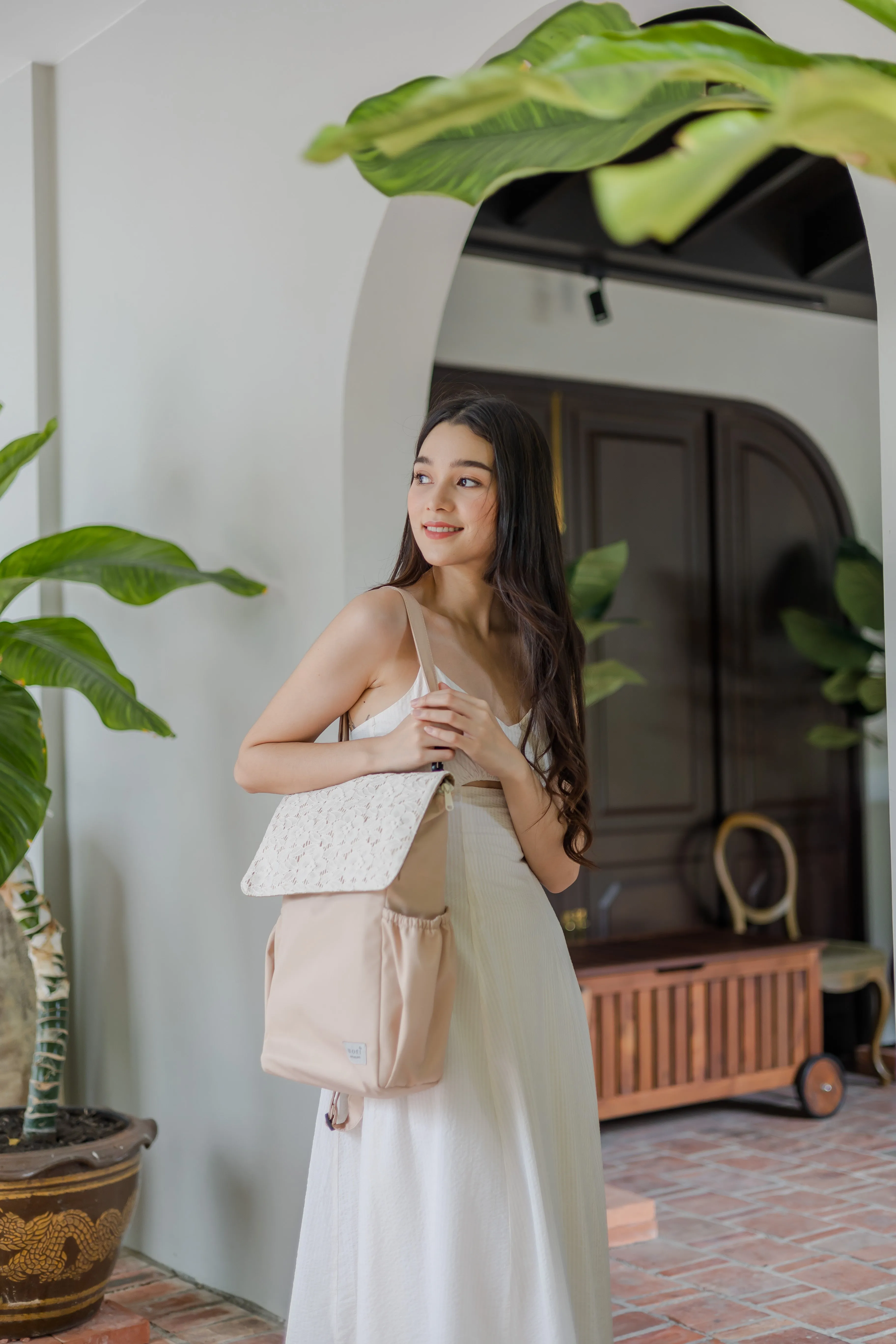 {{Premium}} Lace Beige Utility 4-Way Washable Bag 2.0