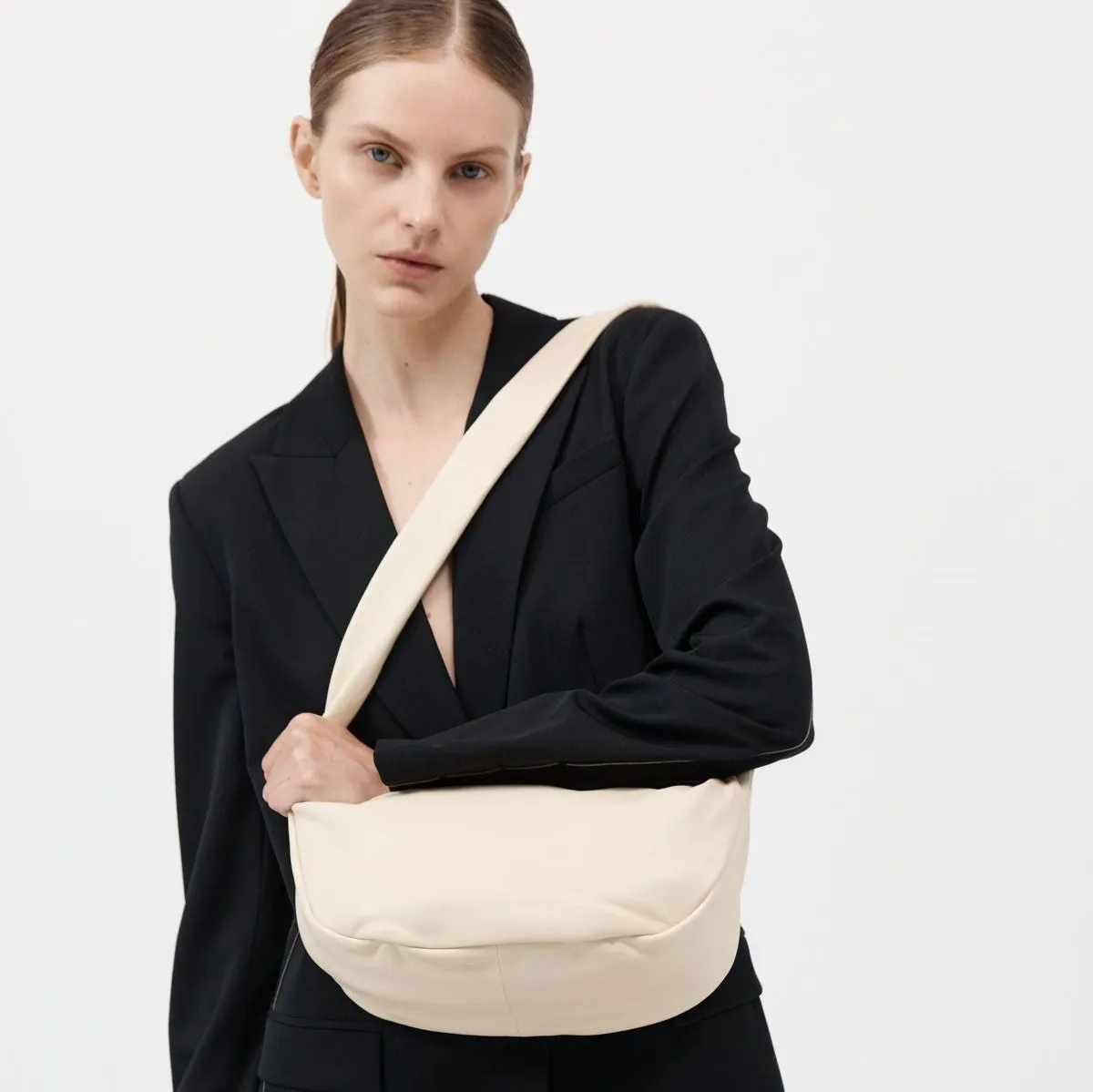 SOFT CRESCENT BAG - BUTTER