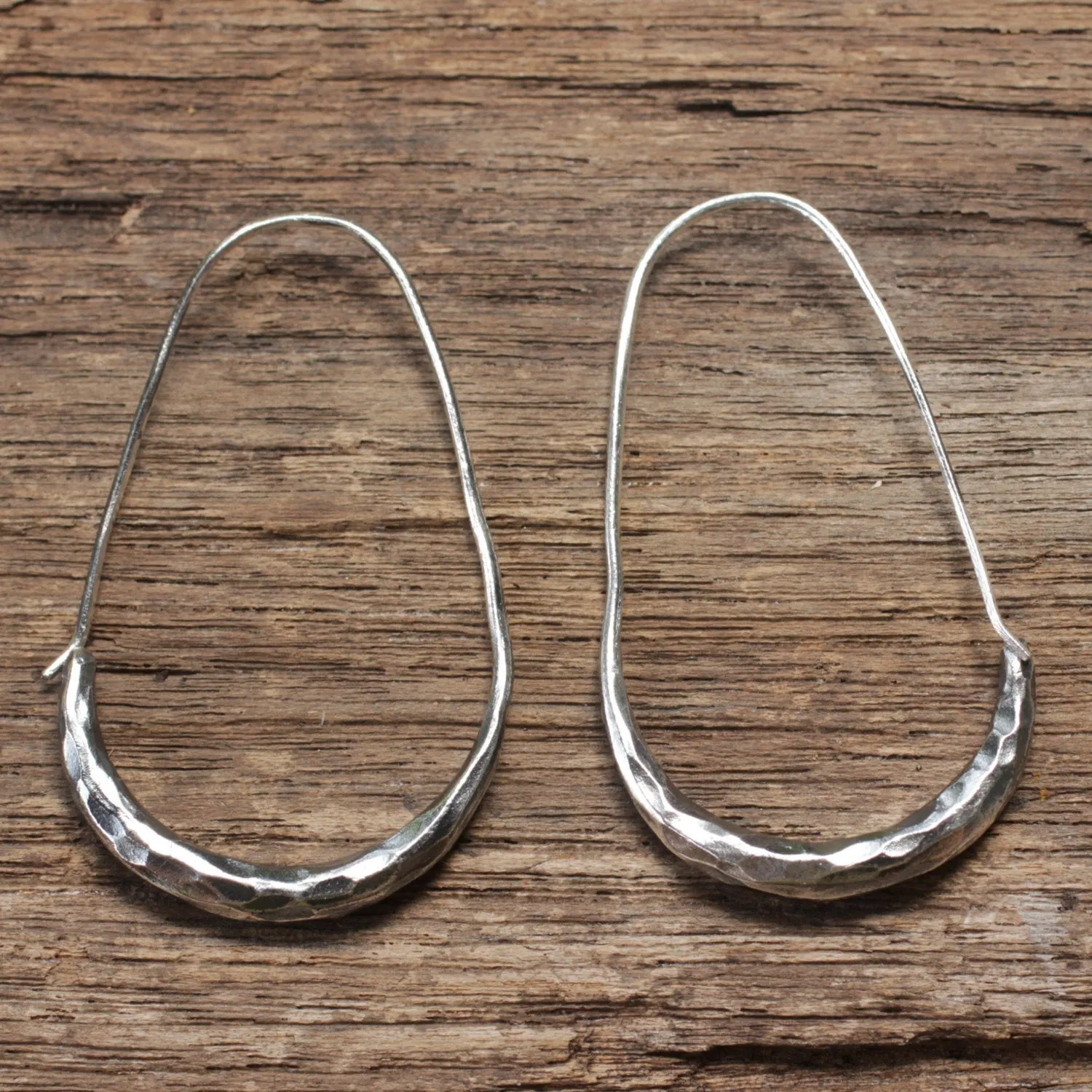 Thin texture silver hoop dangle earrings